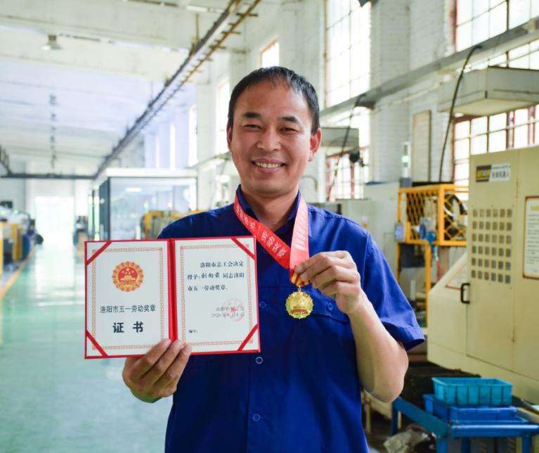 1596779304426496.jpg 202008071327041.jpg