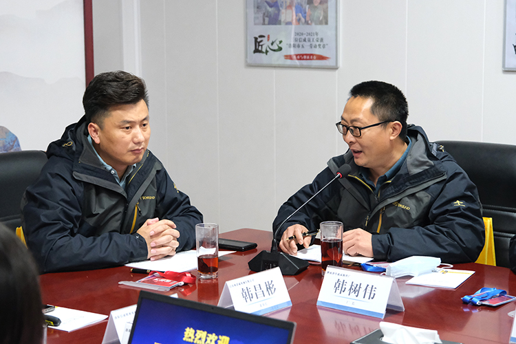 1634786209281465.jpg 【整理】泗水機(jī)床附件行業(yè)協(xié)會(huì)來(lái)訪照片L1020褚少青 (7).jpg